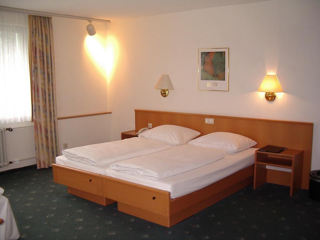 Hotel Bitburg Værelse billede